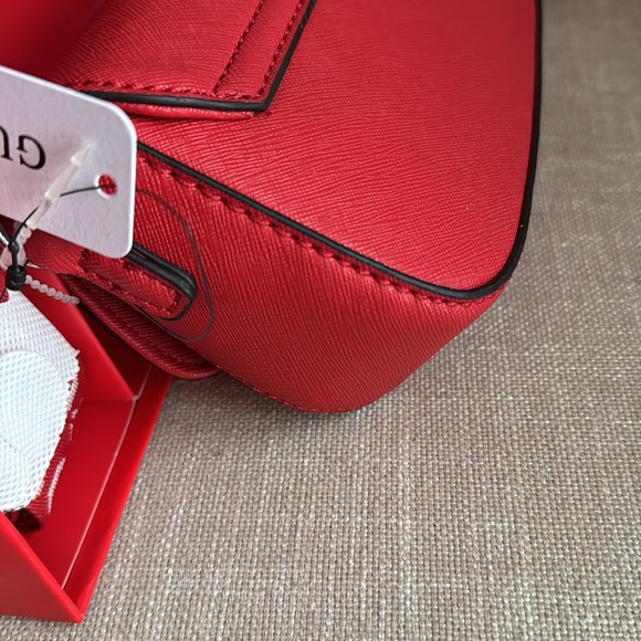 Guess “Sandria Mini” Crossbody NWT - Picture 5 of 8